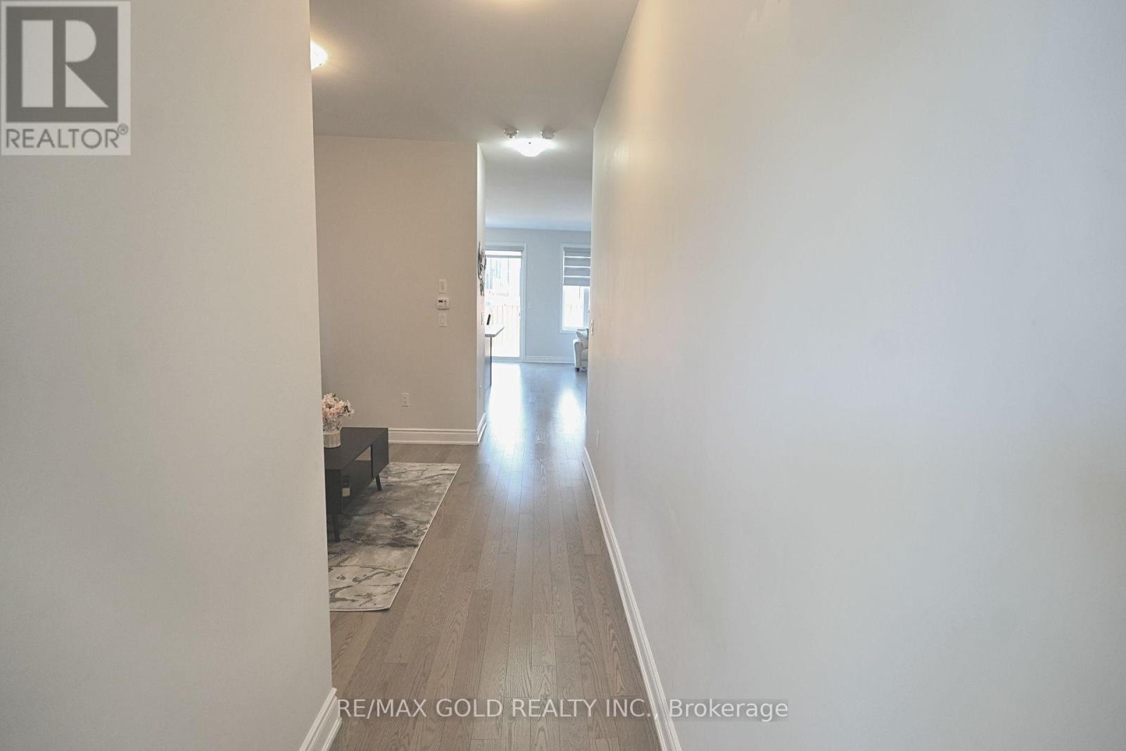 6 Del Grappa Street, Caledon, Ontario  L7C 4L1 - Photo 4 - W12568214