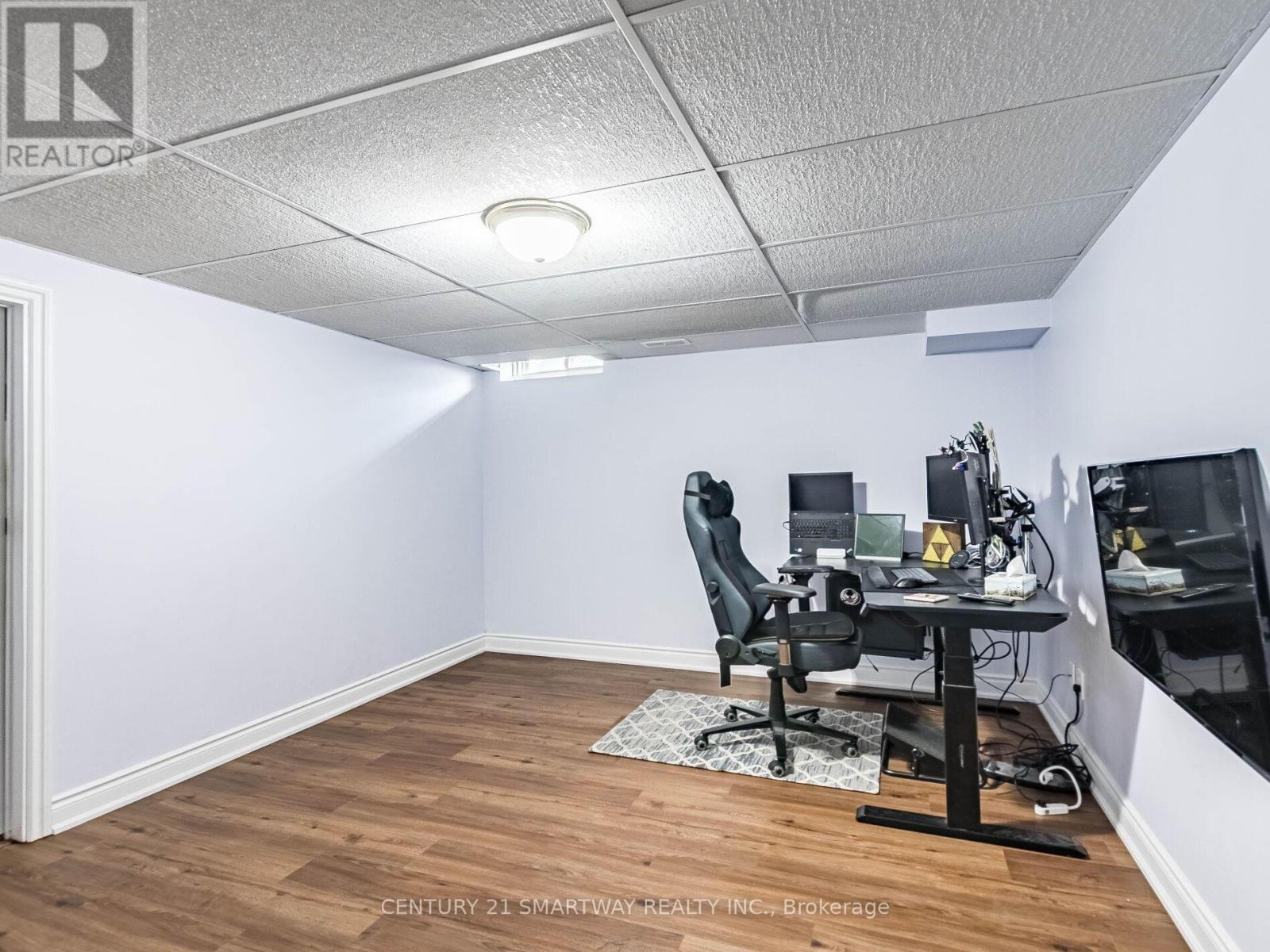 15 Huronia Court S, Brampton, Ontario  L6S 2C7 - Photo 30 - W12571618