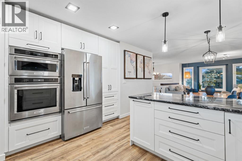 39 Sheep River Drive, Okotoks, Alberta  T1S 1N8 - Photo 14 - A2271543