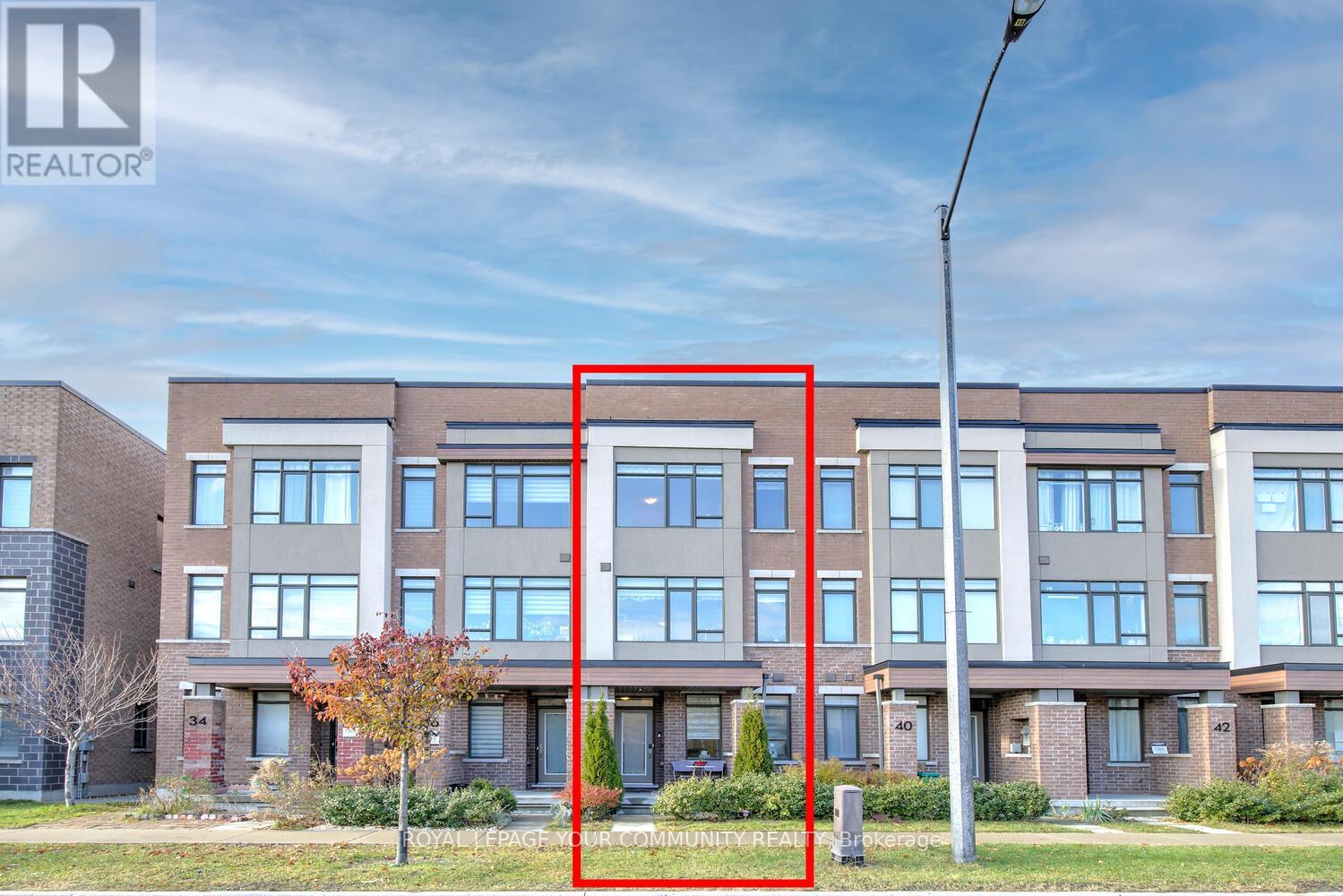 38 TROON AVENUE, Vaughan, Ontario