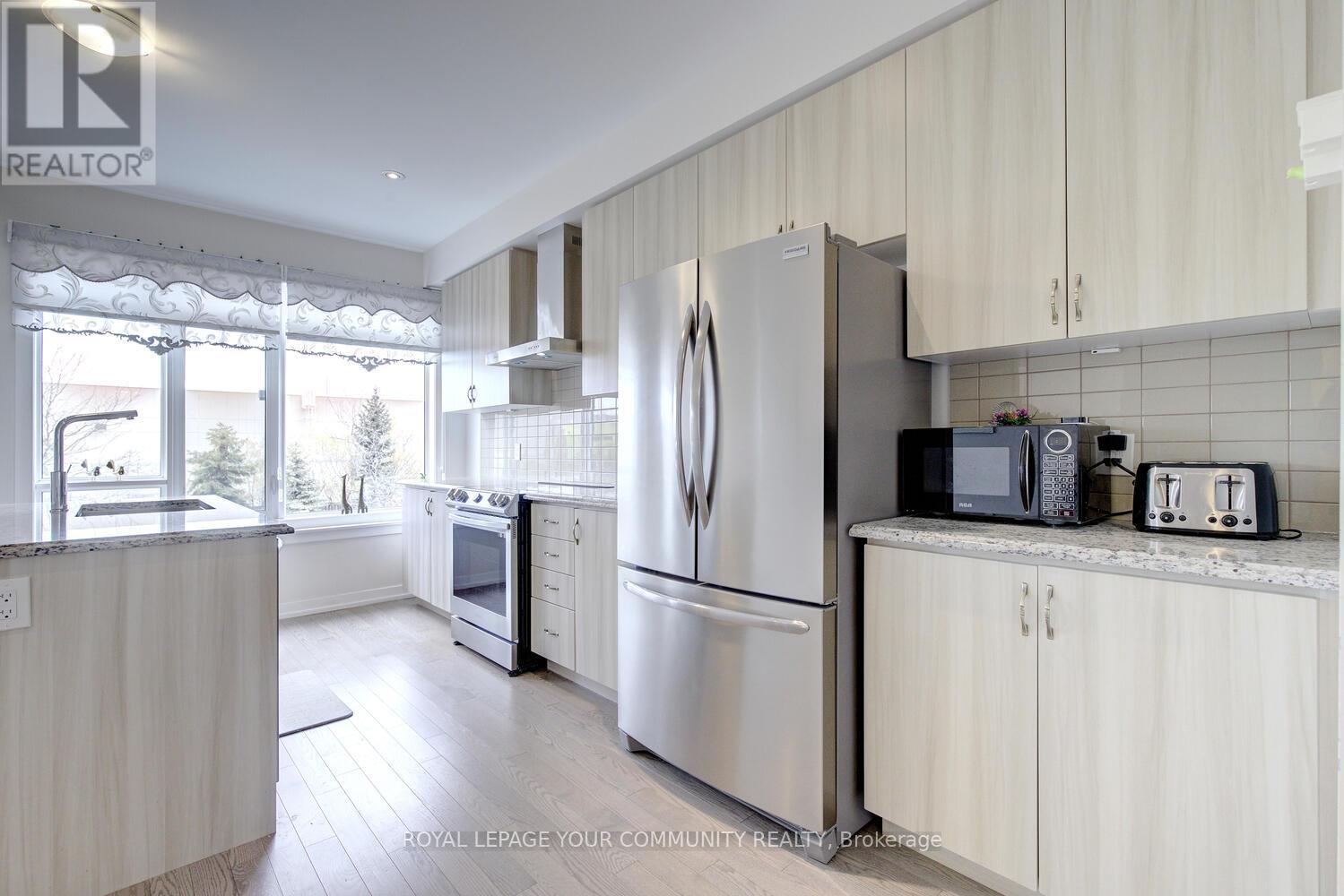 38 Troon Avenue, Vaughan, Ontario  L6A 4Z2 - Photo 23 - N12572000