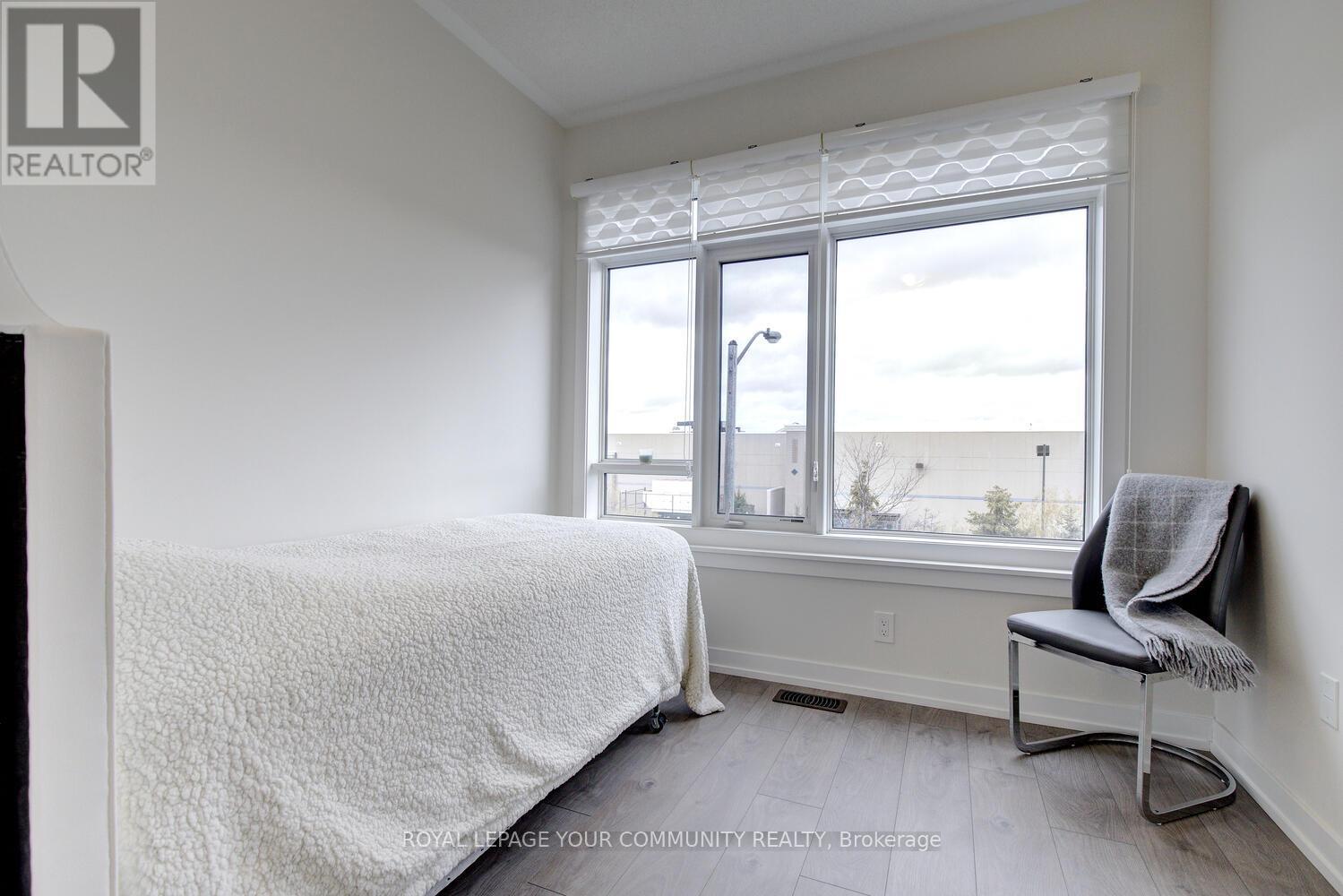 38 Troon Avenue, Vaughan, Ontario  L6A 4Z2 - Photo 39 - N12572000