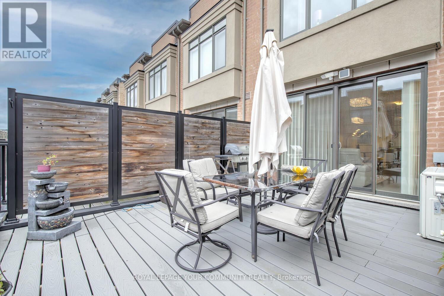 38 Troon Avenue, Vaughan, Ontario  L6A 4Z2 - Photo 43 - N12572000