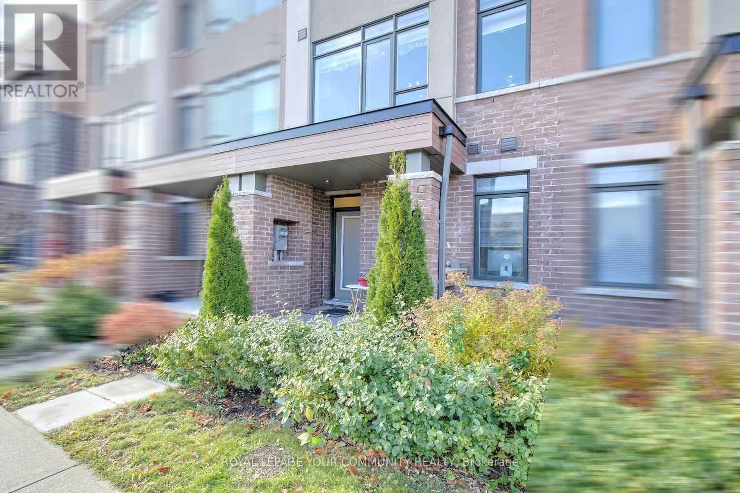 38 Troon Avenue, Vaughan, Ontario  L6A 4Z2 - Photo 48 - N12572000