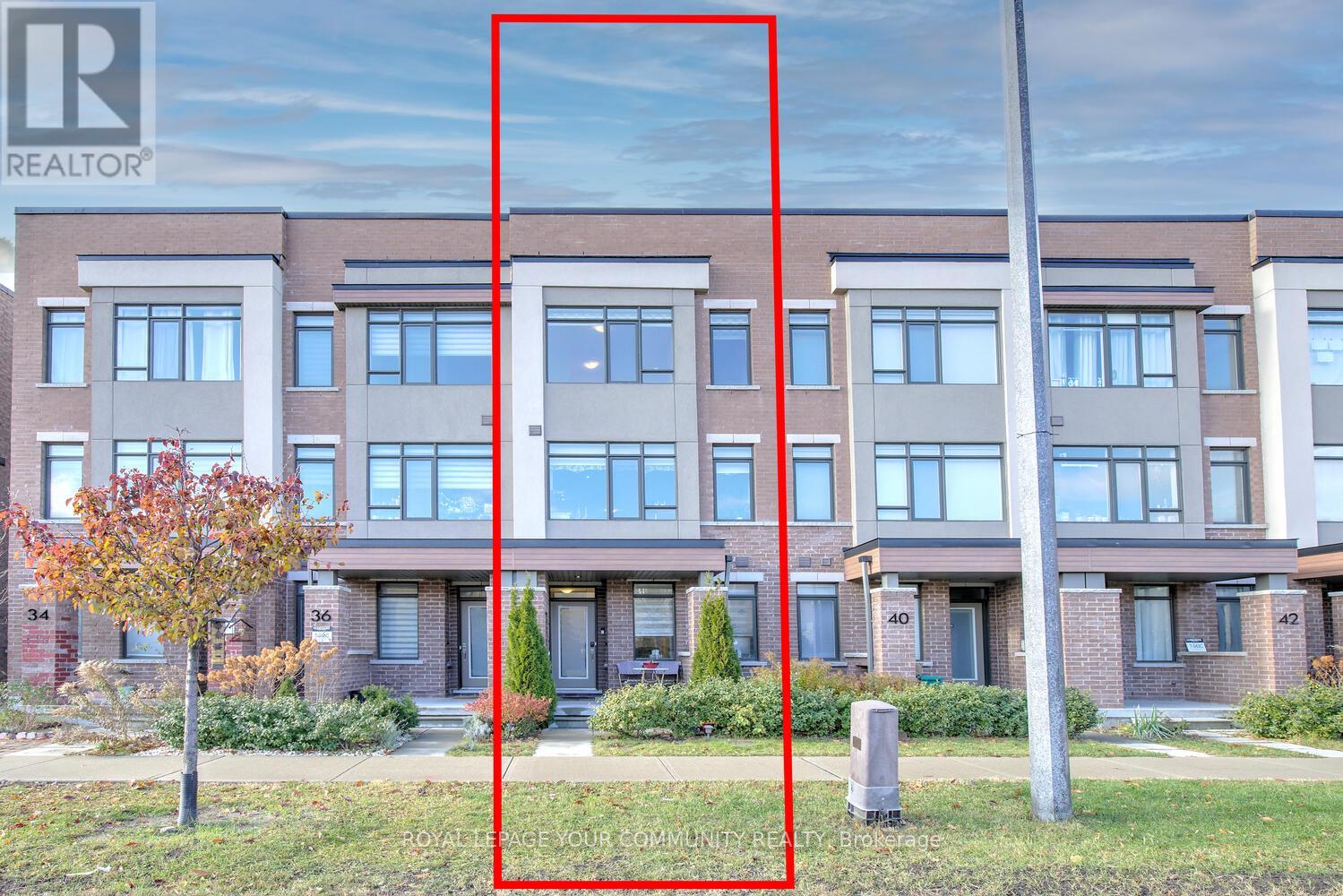 38 Troon Avenue, Vaughan, Ontario  L6A 4Z2 - Photo 49 - N12572000