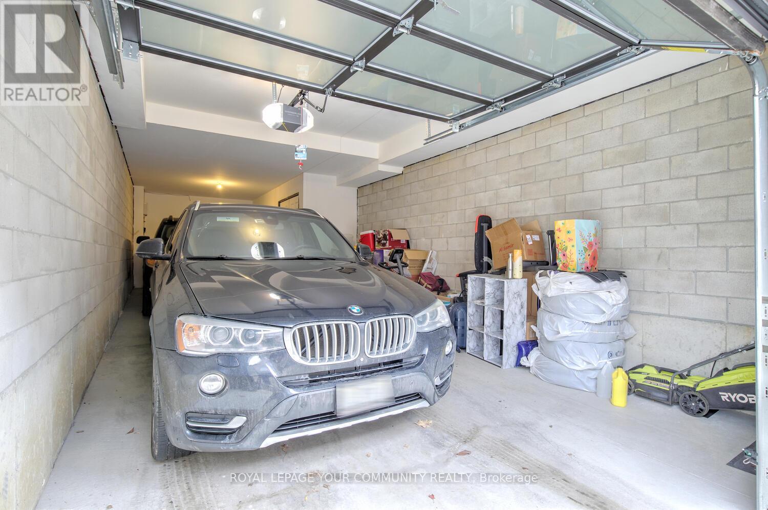 38 Troon Avenue, Vaughan, Ontario  L6A 4Z2 - Photo 50 - N12572000