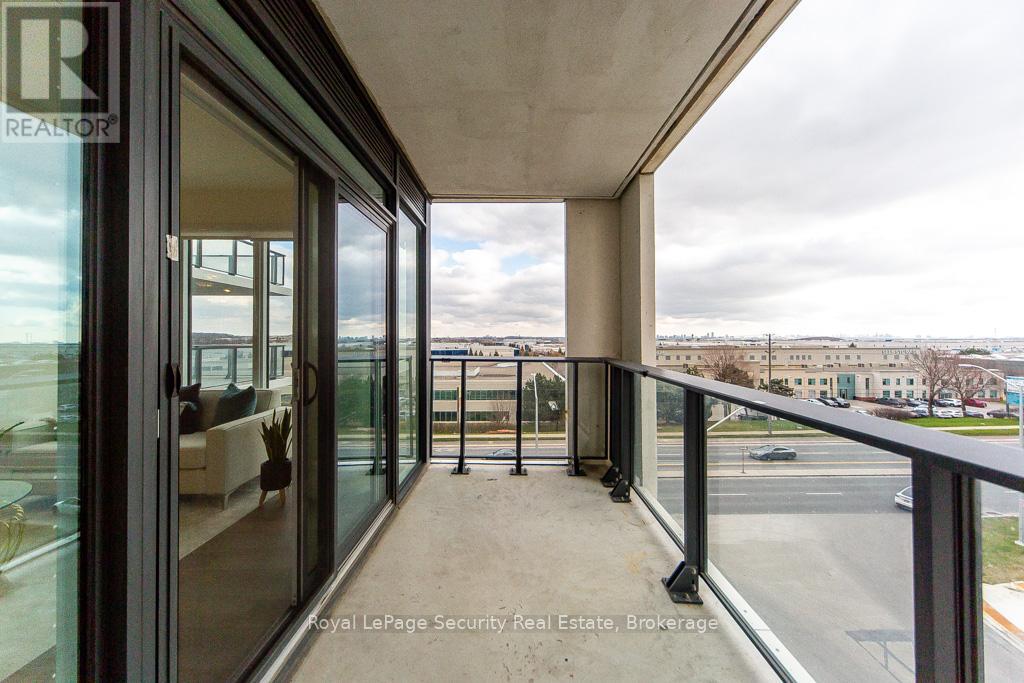 403 - 9000 Jane Street, Vaughan, Ontario  L4K 0M6 - Photo 23 - N12572002