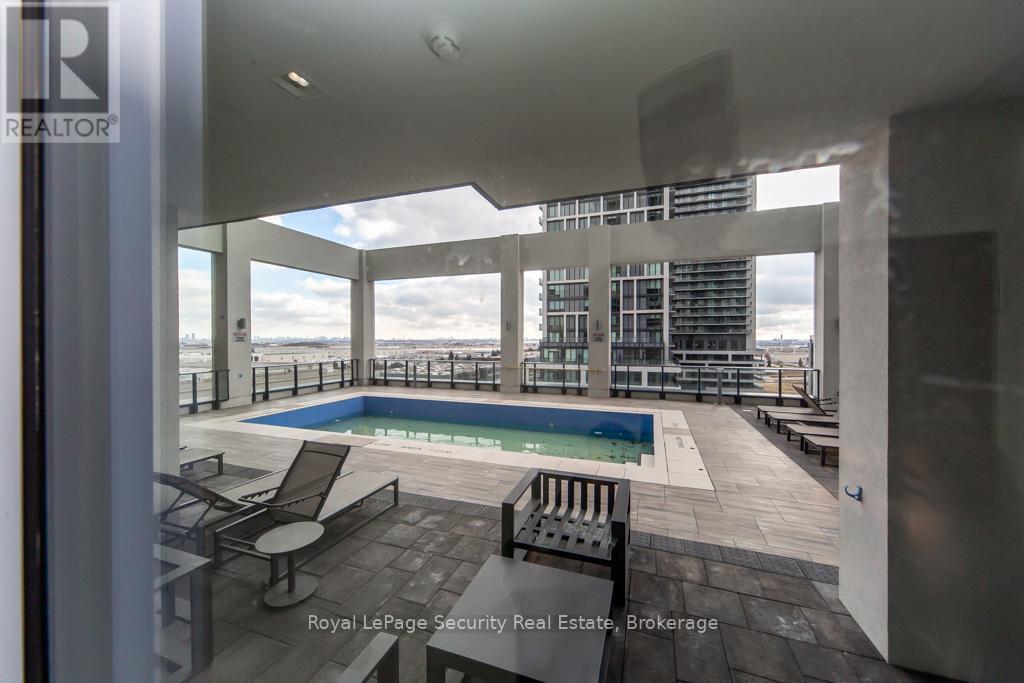 403 - 9000 Jane Street, Vaughan, Ontario  L4K 0M6 - Photo 30 - N12572002