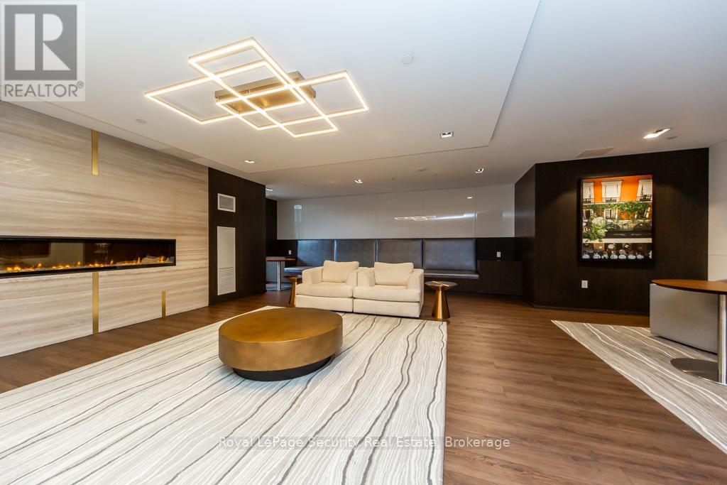 403 - 9000 Jane Street, Vaughan, Ontario  L4K 0M6 - Photo 33 - N12572002