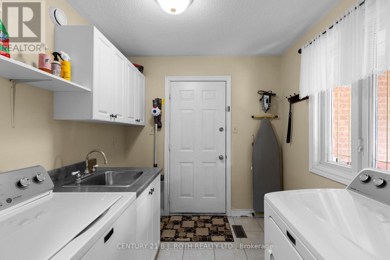 30 Tecumseth Heights Drive, New Tecumseth, Ontario  L0G 1W0 - Photo 15 - N12572046