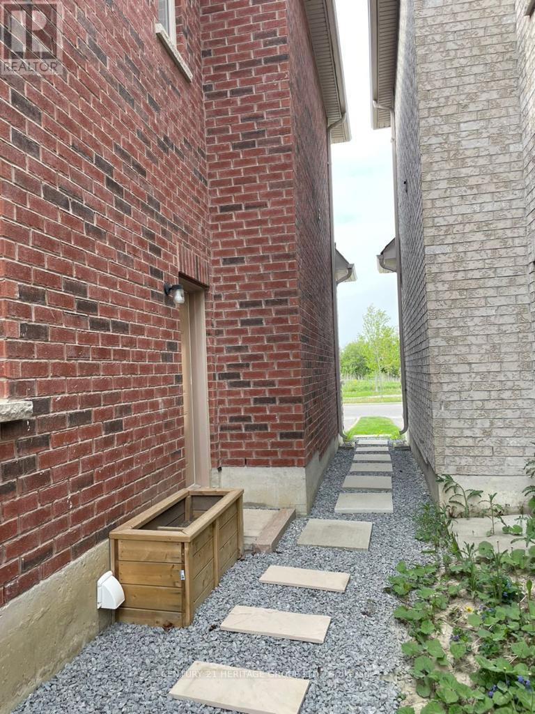 Bsmt - 39 Rossini Drive, Richmond Hill, Ontario  L4E 0R5 - Photo 3 - N12572058