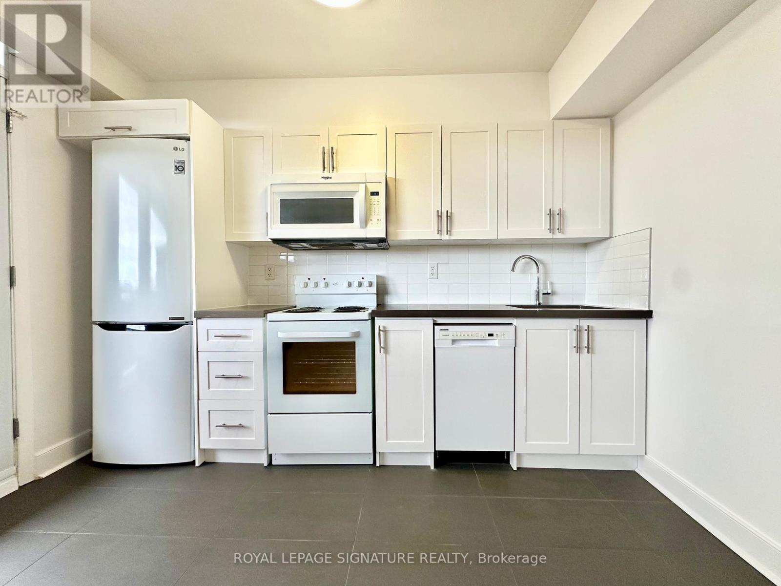 908 - 276 St George Street, Toronto, Ontario  M5R 2P6 - Photo 6 - C12571914