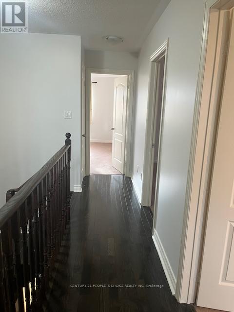 Upper - 20 Ridgehaven Court N, Brampton, Ontario  L6P 3K7 - Photo 12 - W12572018