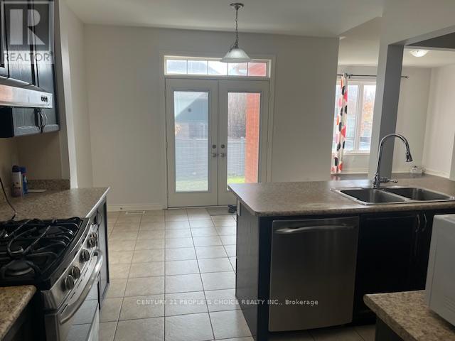 Upper - 20 Ridgehaven Court N, Brampton, Ontario  L6P 3K7 - Photo 7 - W12572018