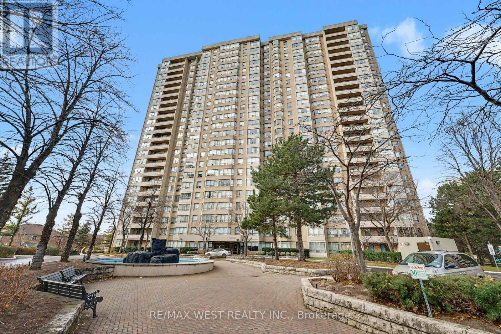 1009 - 30 Malta Avenue, Brampton, Ontario  L6Y 4S5 - Photo 2 - W12572022