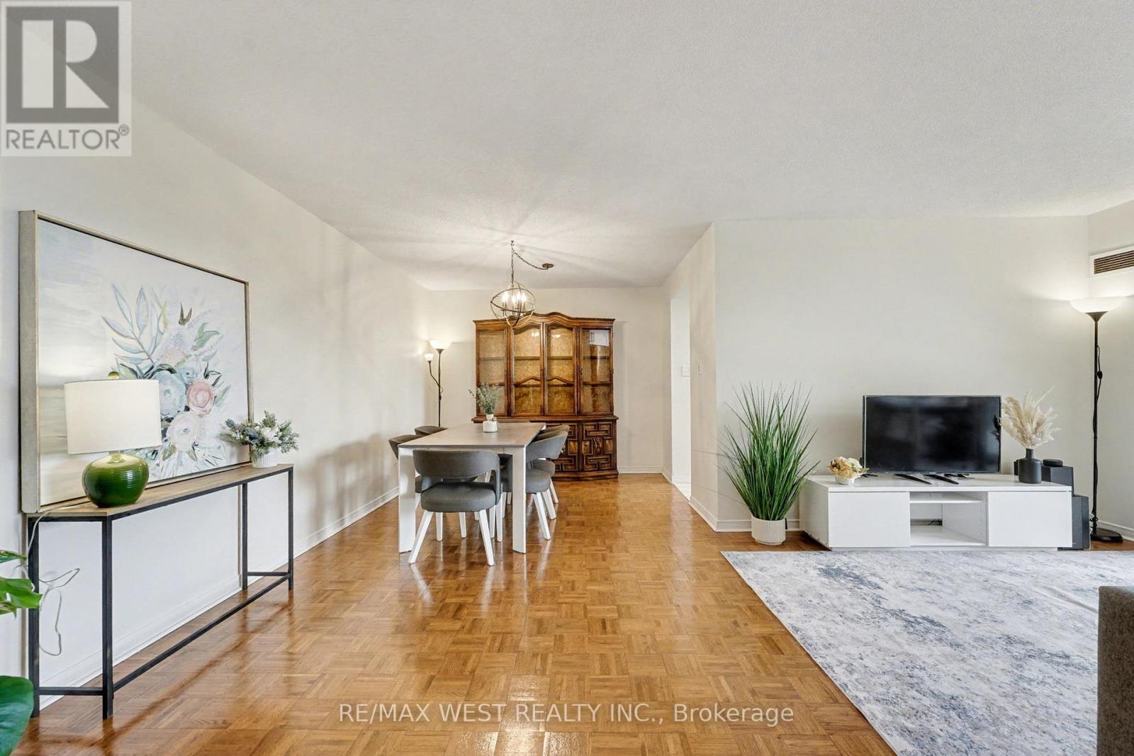 1009 - 30 Malta Avenue, Brampton, Ontario  L6Y 4S5 - Photo 9 - W12572022