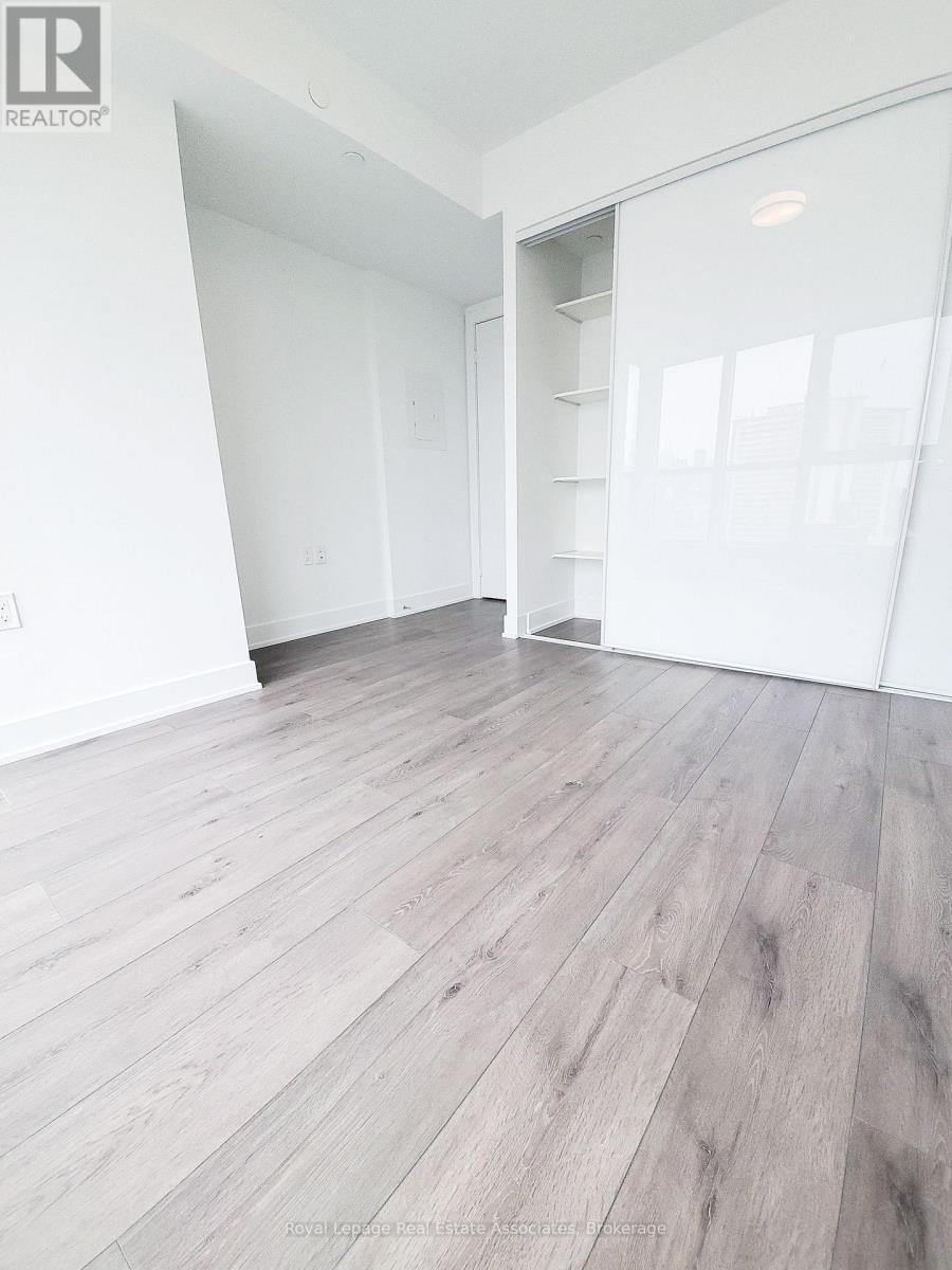 1719 - 9 Mabelle Avenue, Toronto, Ontario  M9A 0E1 - Photo 5 - W12572024