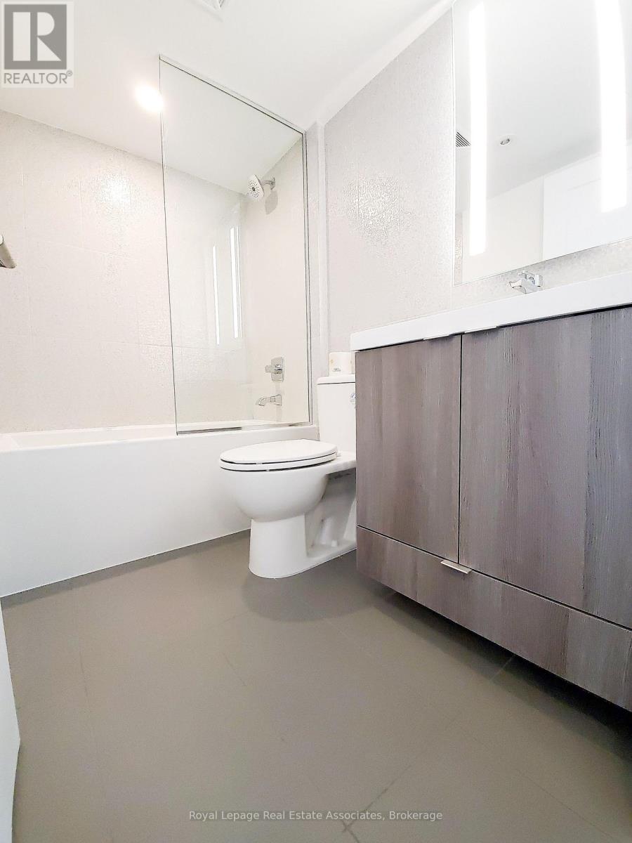 1719 - 9 Mabelle Avenue, Toronto, Ontario  M9A 0E1 - Photo 7 - W12572024