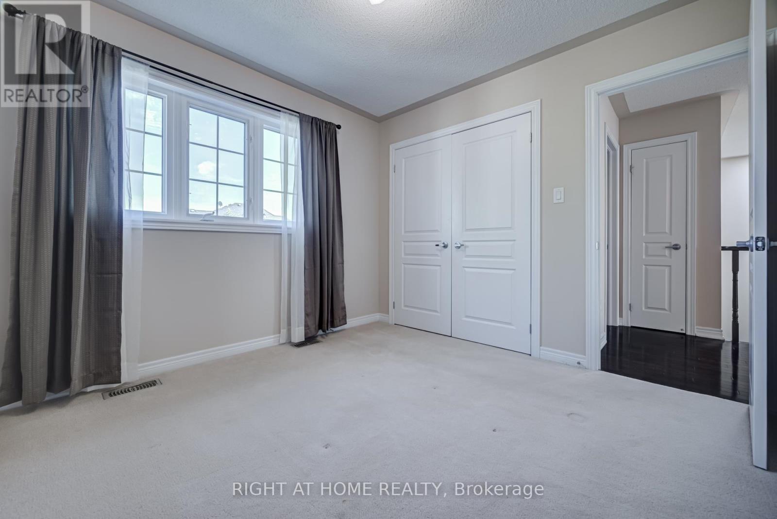 3407 Whilabout Terrace, Oakville, Ontario  L6L 0A7 - Photo 36 - W12572036