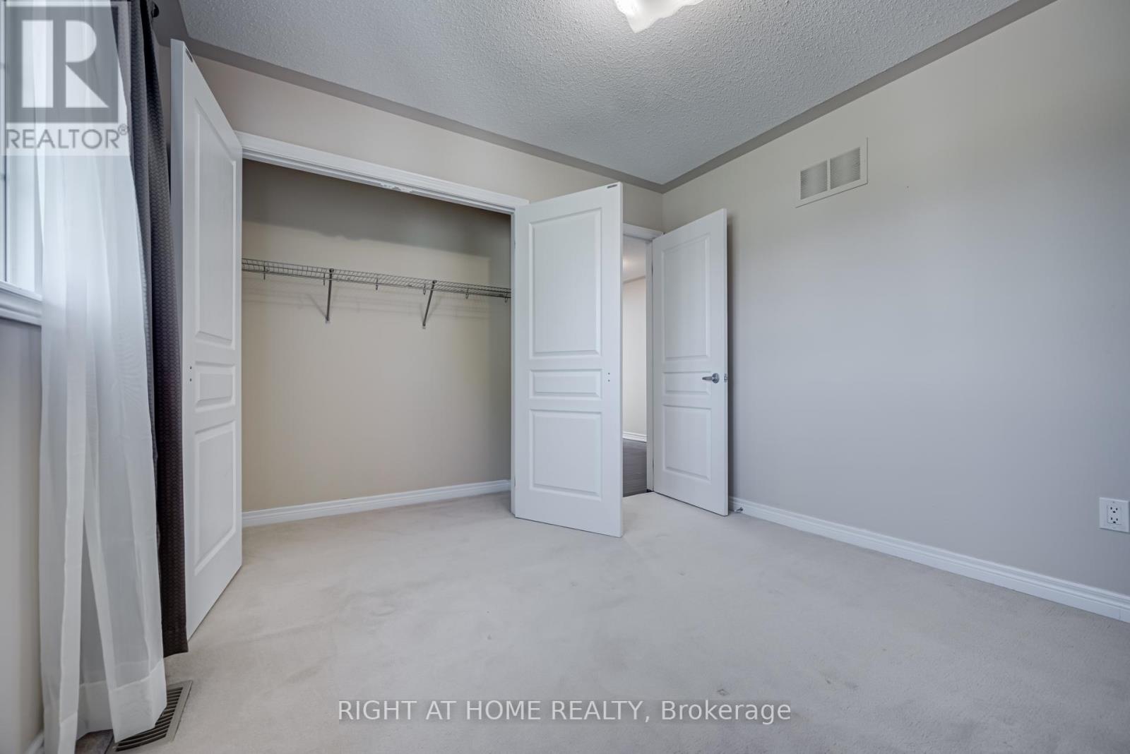 3407 Whilabout Terrace, Oakville, Ontario  L6L 0A7 - Photo 37 - W12572036