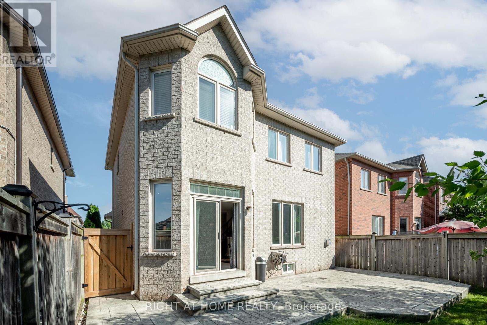 3407 Whilabout Terrace, Oakville, Ontario  L6L 0A7 - Photo 48 - W12572036