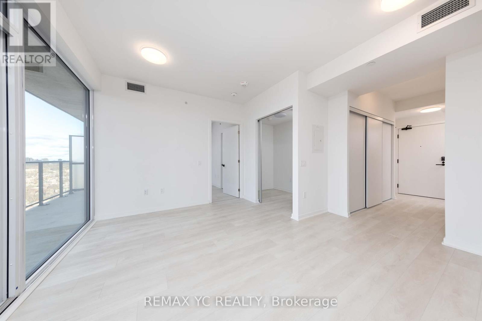 2506 - 1285 Dupont Street, Toronto, Ontario  M6H 0E3 - Photo 6 - W12572056