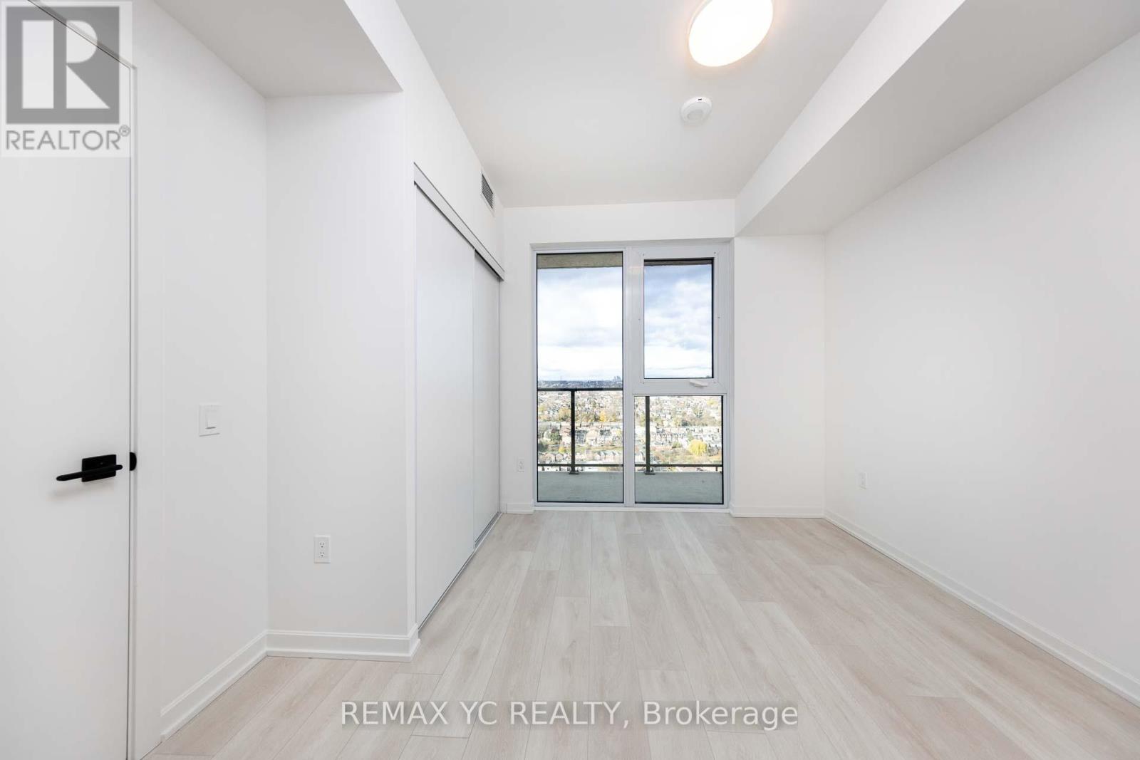 2506 - 1285 Dupont Street, Toronto, Ontario  M6H 0E3 - Photo 8 - W12572056