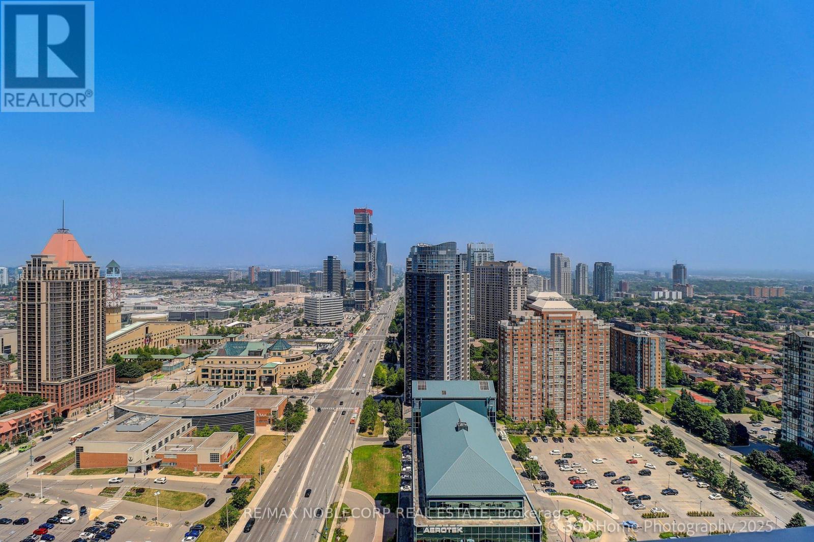 2912 - 3900 Confederation Parkway, Mississauga, Ontario  L5B 0M3 - Photo 12 - W12572078