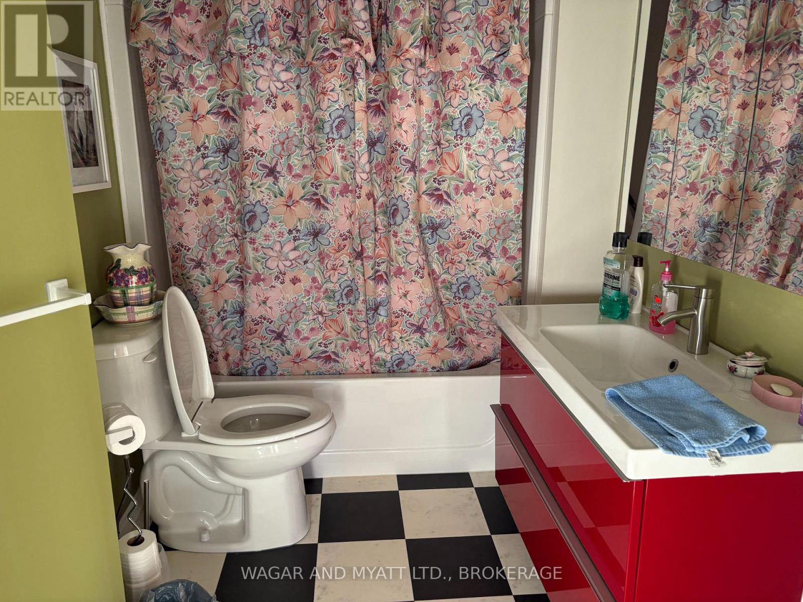 303 - 7 Centre Street, Greater Napanee, Ontario  K7R 3X3 - Photo 9 - X12572146