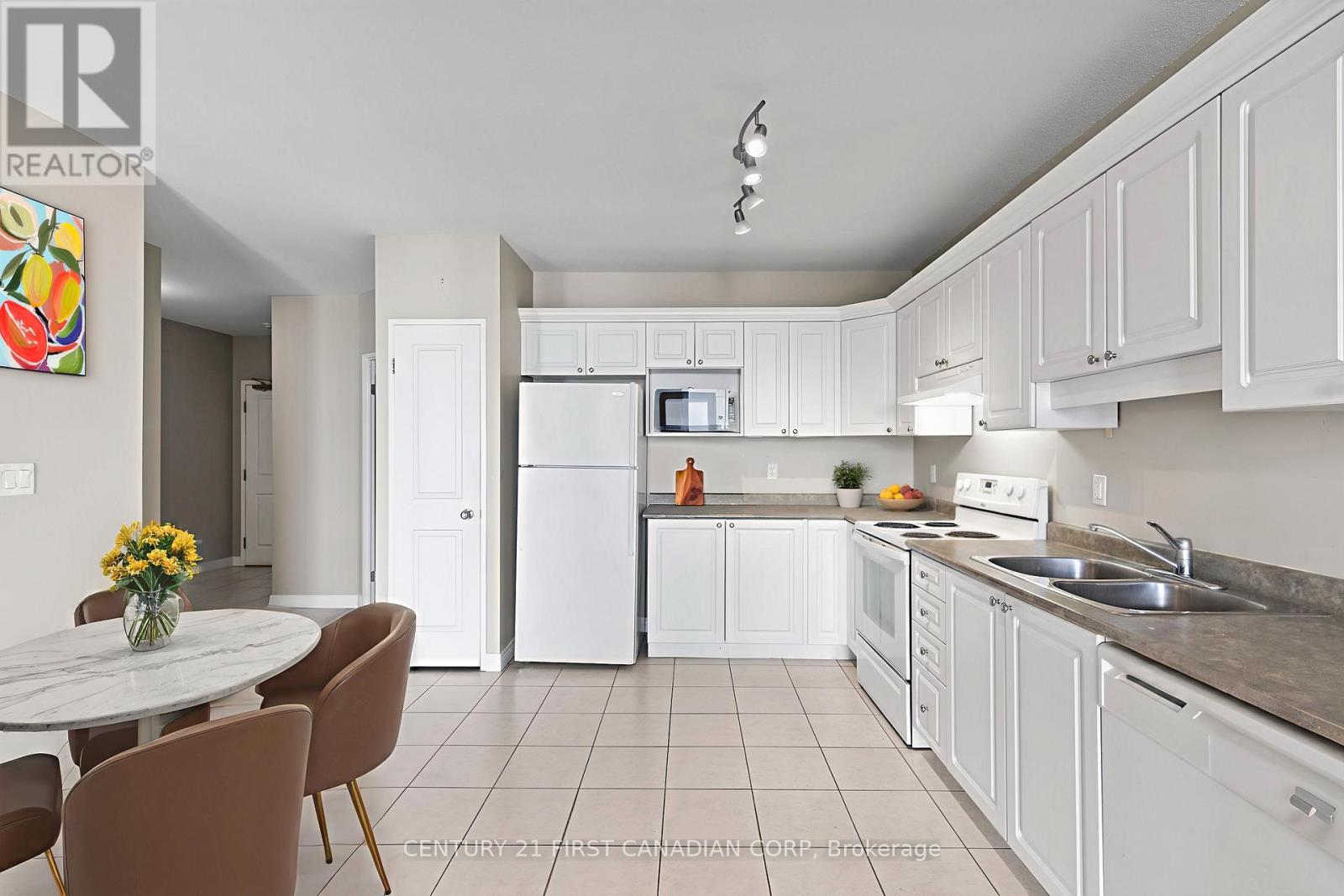 701 - 353 Commissioners Road W, London South, Ontario  N6J 0A3 - Photo 9 - X12572096