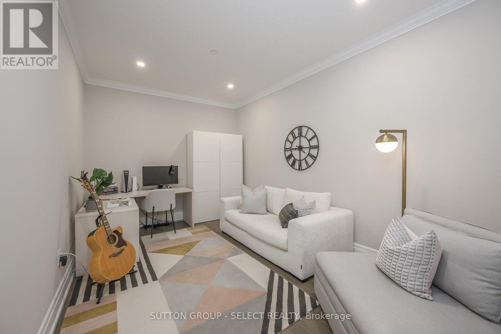 212 - 460 Callaway Road, London North, Ontario  N6G 0Z2 - Photo 3 - X12572184