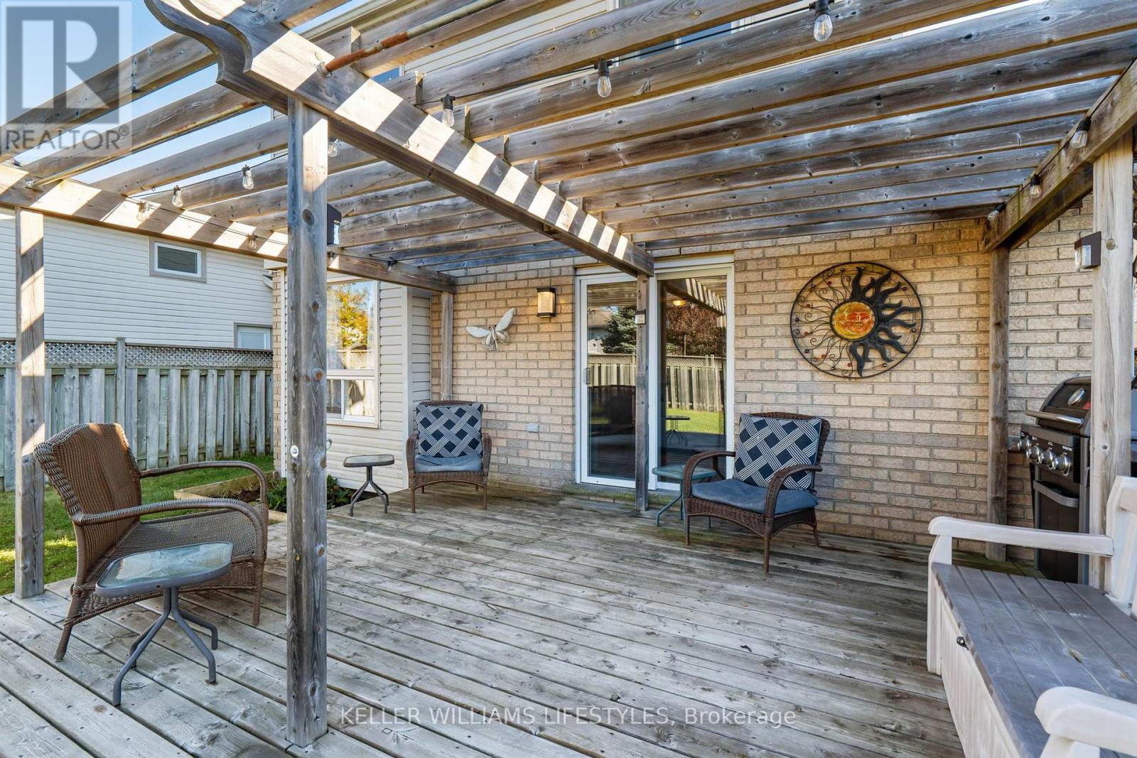 200 Bournemouth Drive, London East, Ontario  N5V 4S8 - Photo 39 - X12572220