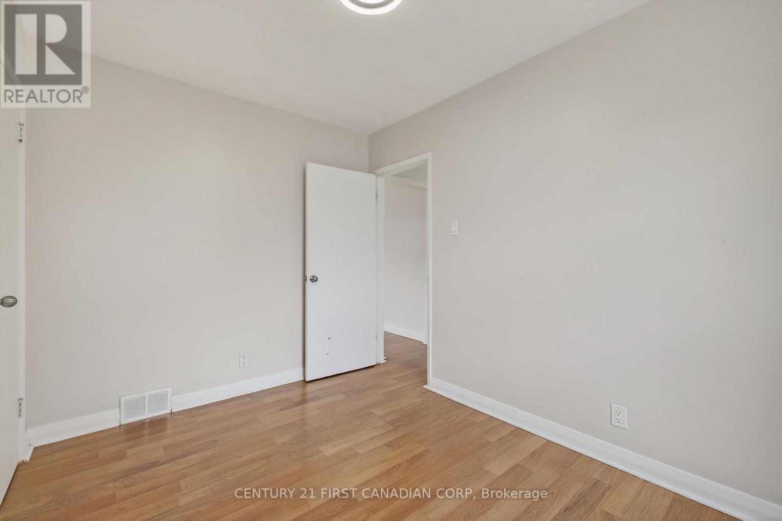 332 Manitoba Street, London East, Ontario  N5W 4W3 - Photo 8 - X12572272