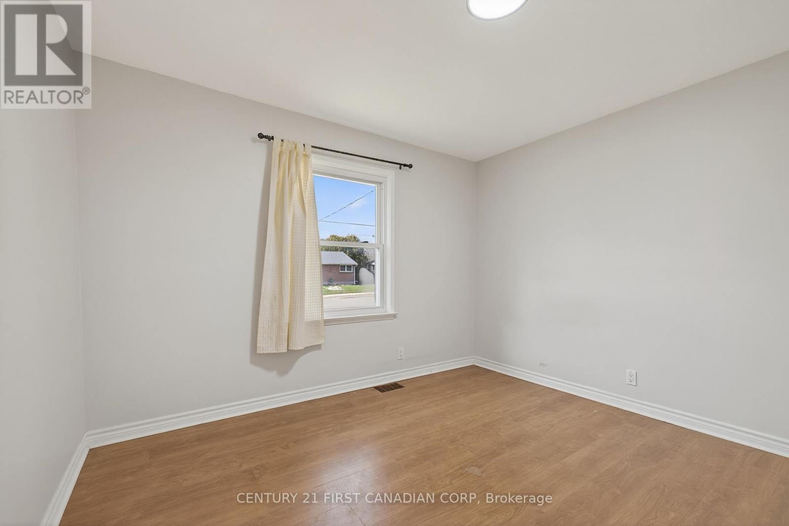 332 Manitoba Street, London East, Ontario  N5W 4W3 - Photo 9 - X12572272