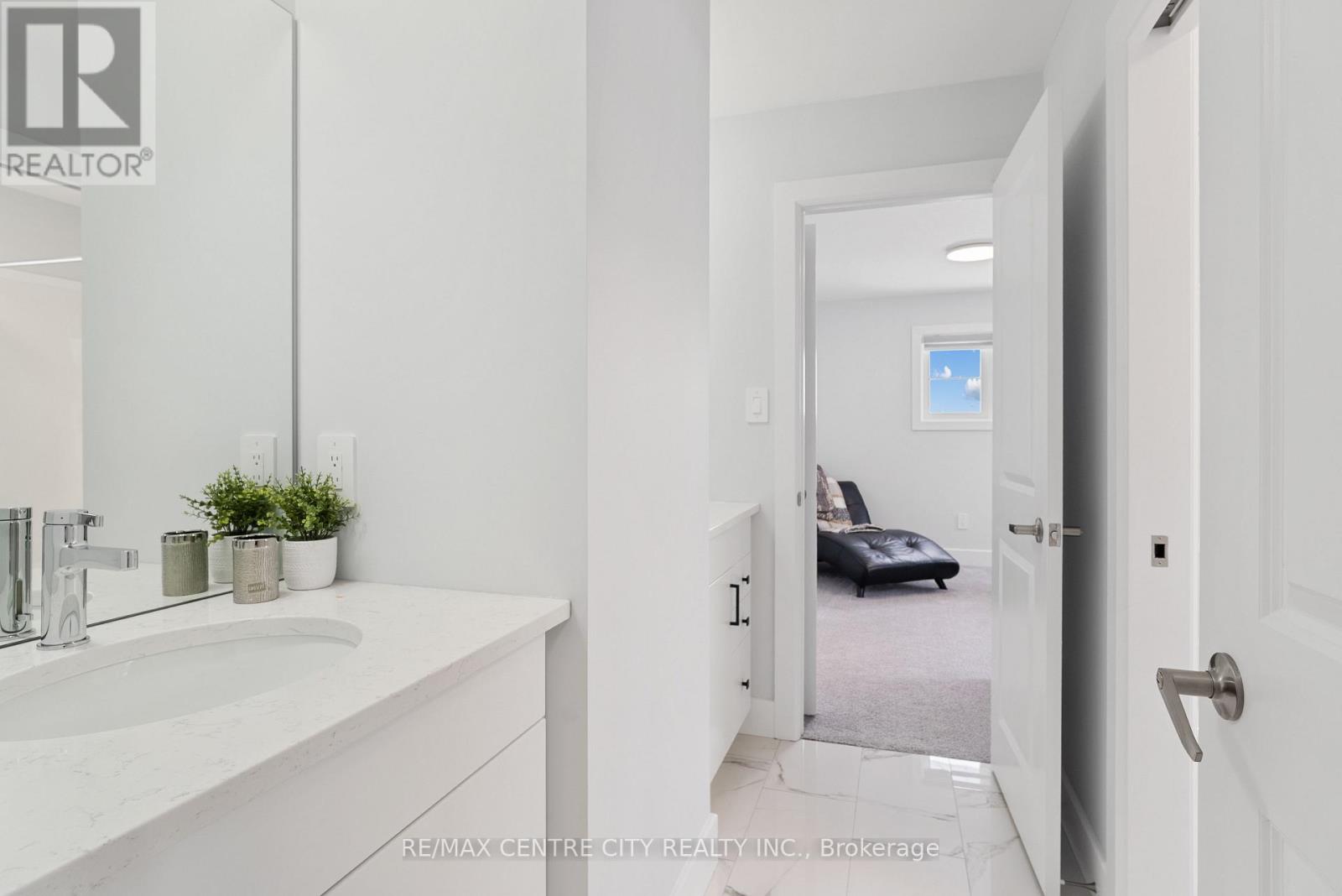 1362 Bush Hill Link Acres, London North, Ontario  N6G 0X6 - Photo 23 - X12572278