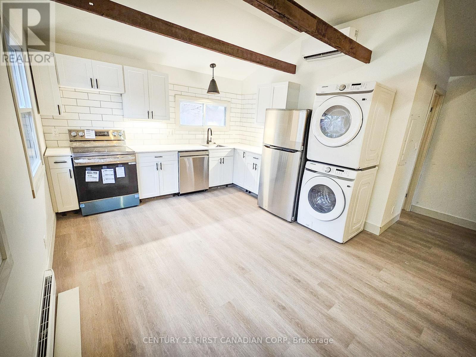 29 Ford Crescent, London North, Ontario  N6G 1H8 - Photo 5 - X12572280