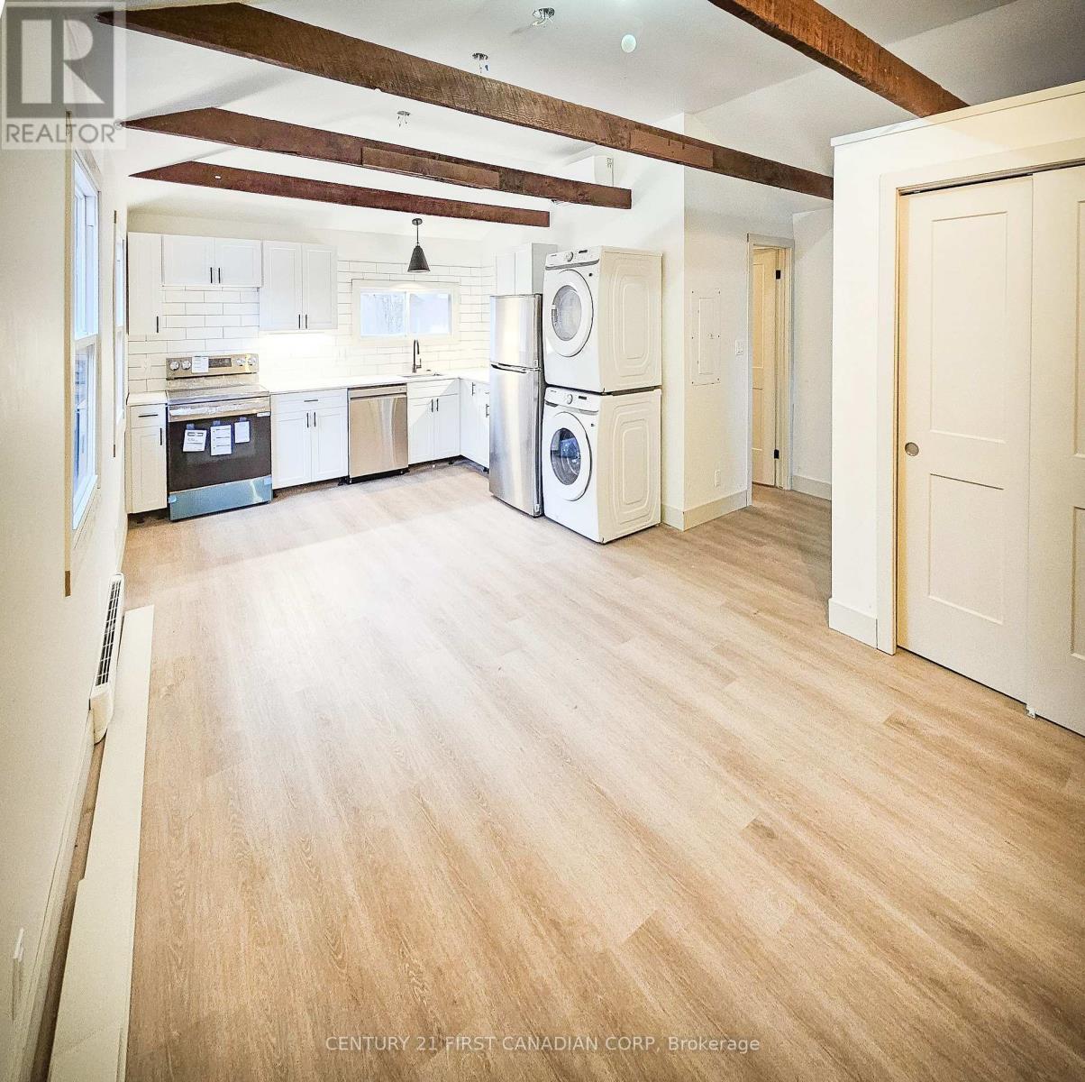 29 Ford Crescent, London North, Ontario  N6G 1H8 - Photo 8 - X12572280