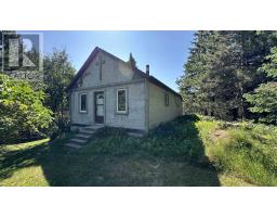 100 Tetroe RD, Kenora, Ontario