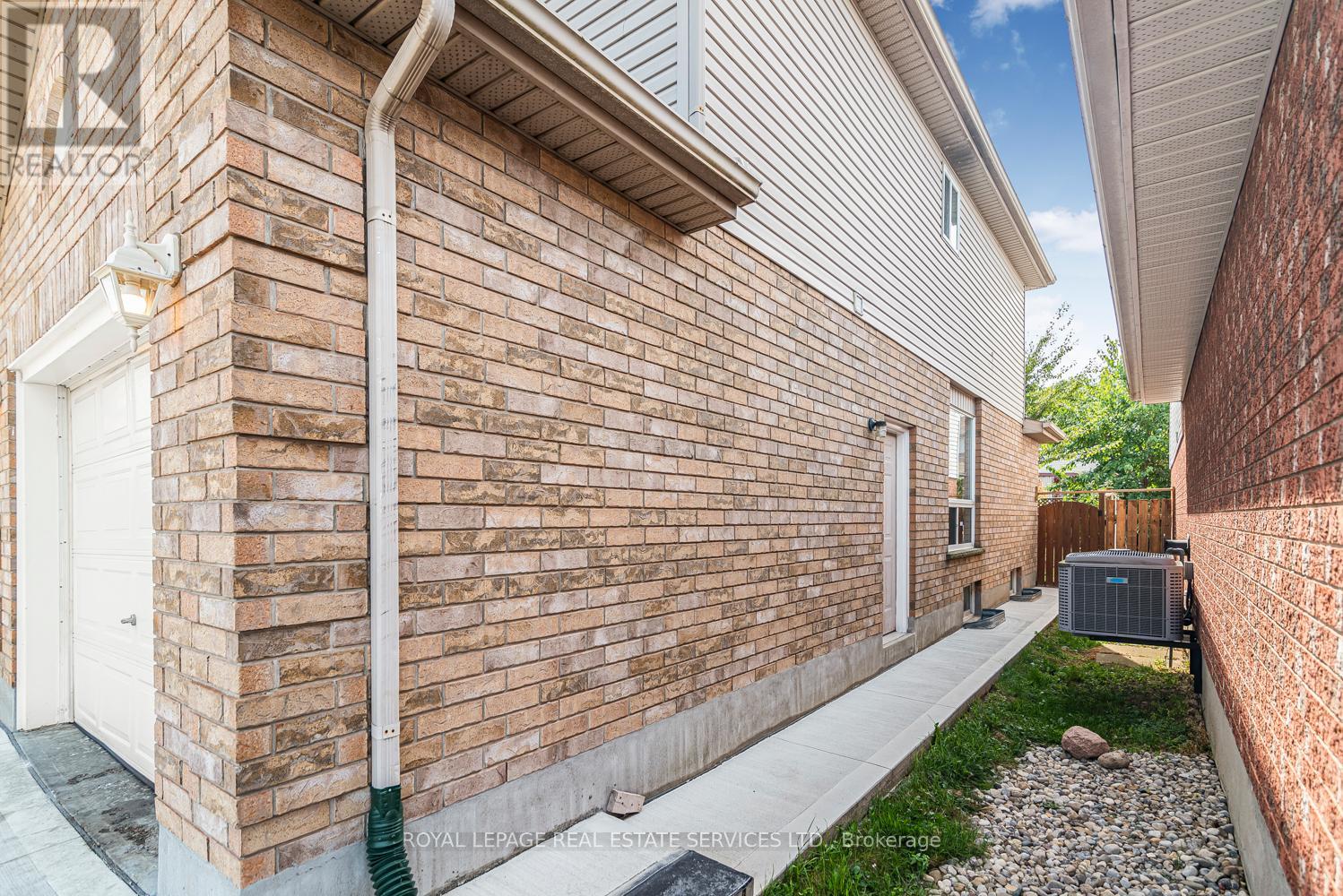 59 Deerpath Drive, Guelph, Ontario  N1K 1V1 - Photo 6 - X12572006