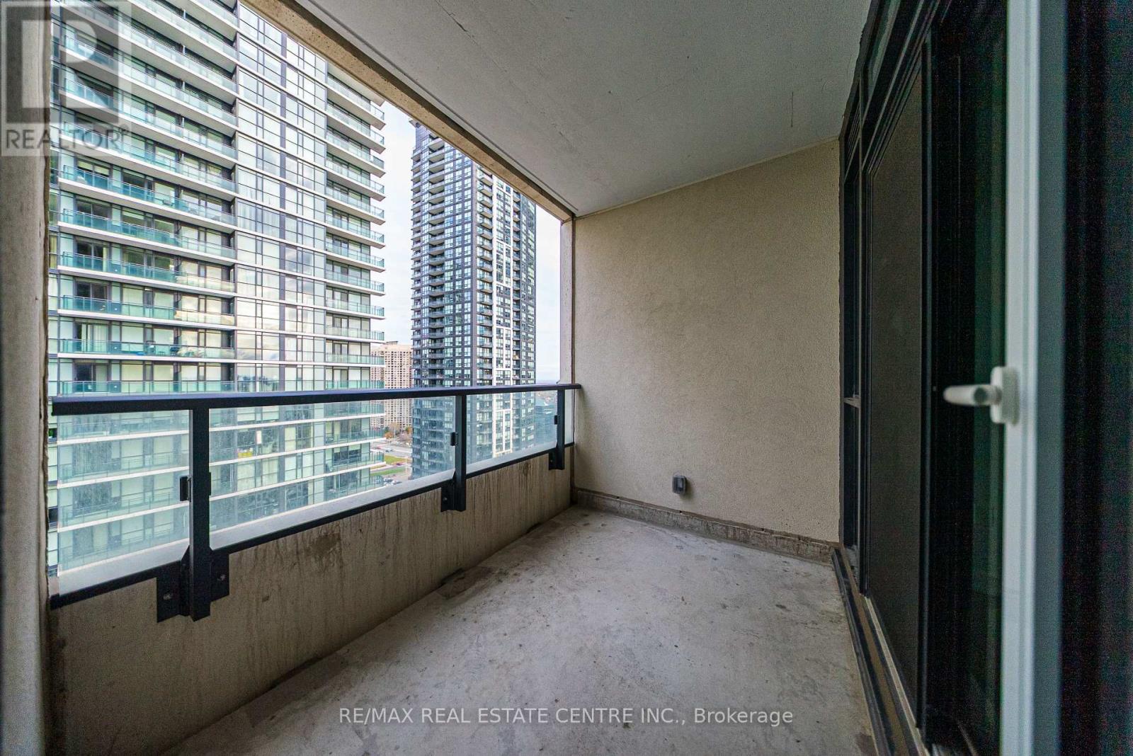 2217 - 4055 Parkside Village Drive, Mississauga, Ontario  L5B 0K8 - Photo 23 - W12539750