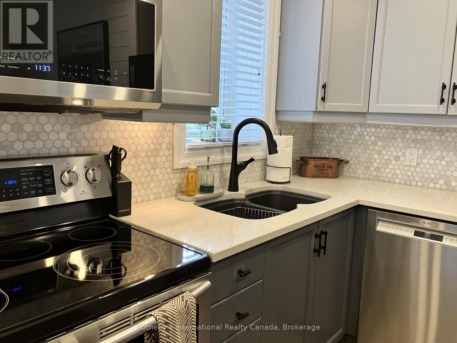 667 Johnston Park Avenue, Collingwood, Ontario L9Y 5C7 - Photo 6 - S12572216