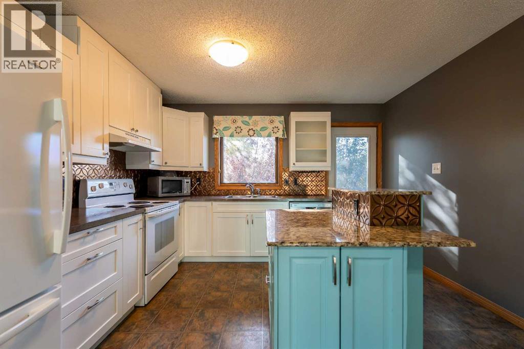 897 Red Crow Boulevard W, Lethbridge, Alberta  T1K 5P5 - Photo 8 - A2260966