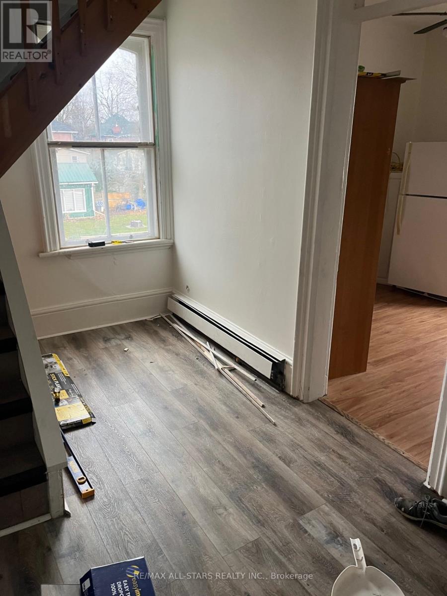 4 - 228 Kent Street W, Kawartha Lakes, Ontario  K9V 2Z2 - Photo 3 - X12572172