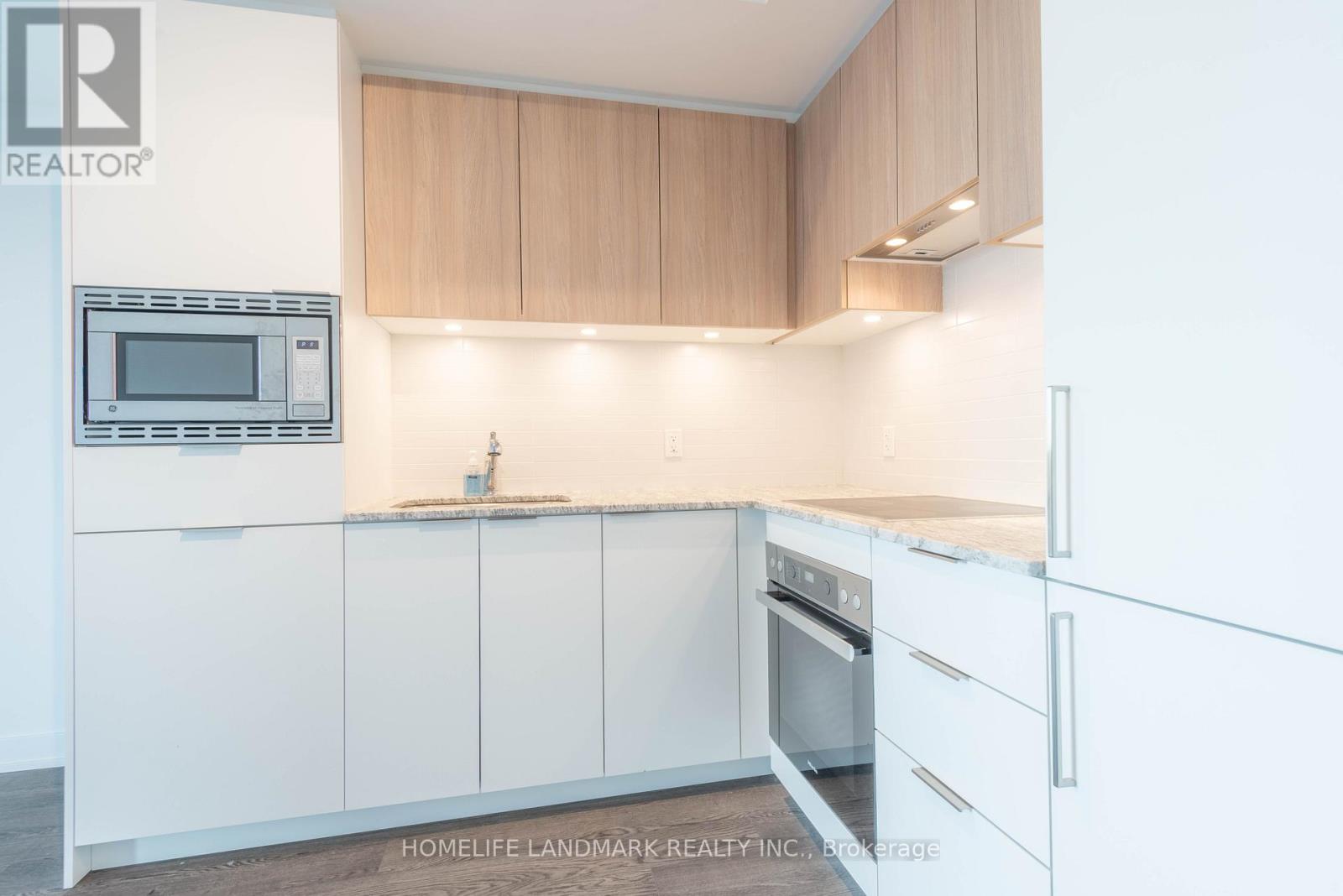 910 - 50 O'neil Road, Toronto, Ontario  M3C 0R1 - Photo 4 - C12572104