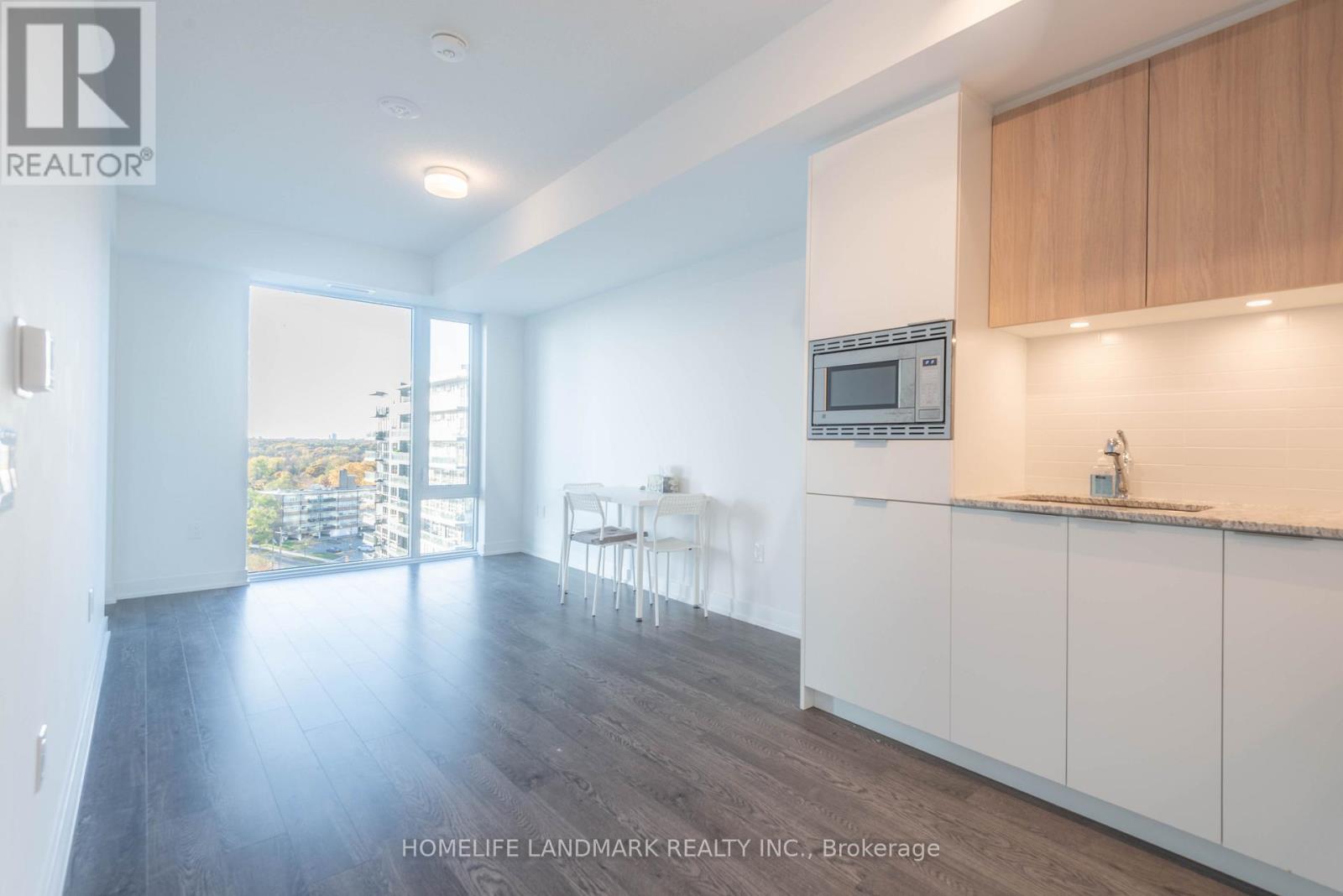 910 - 50 O'neil Road, Toronto, Ontario  M3C 0R1 - Photo 5 - C12572104