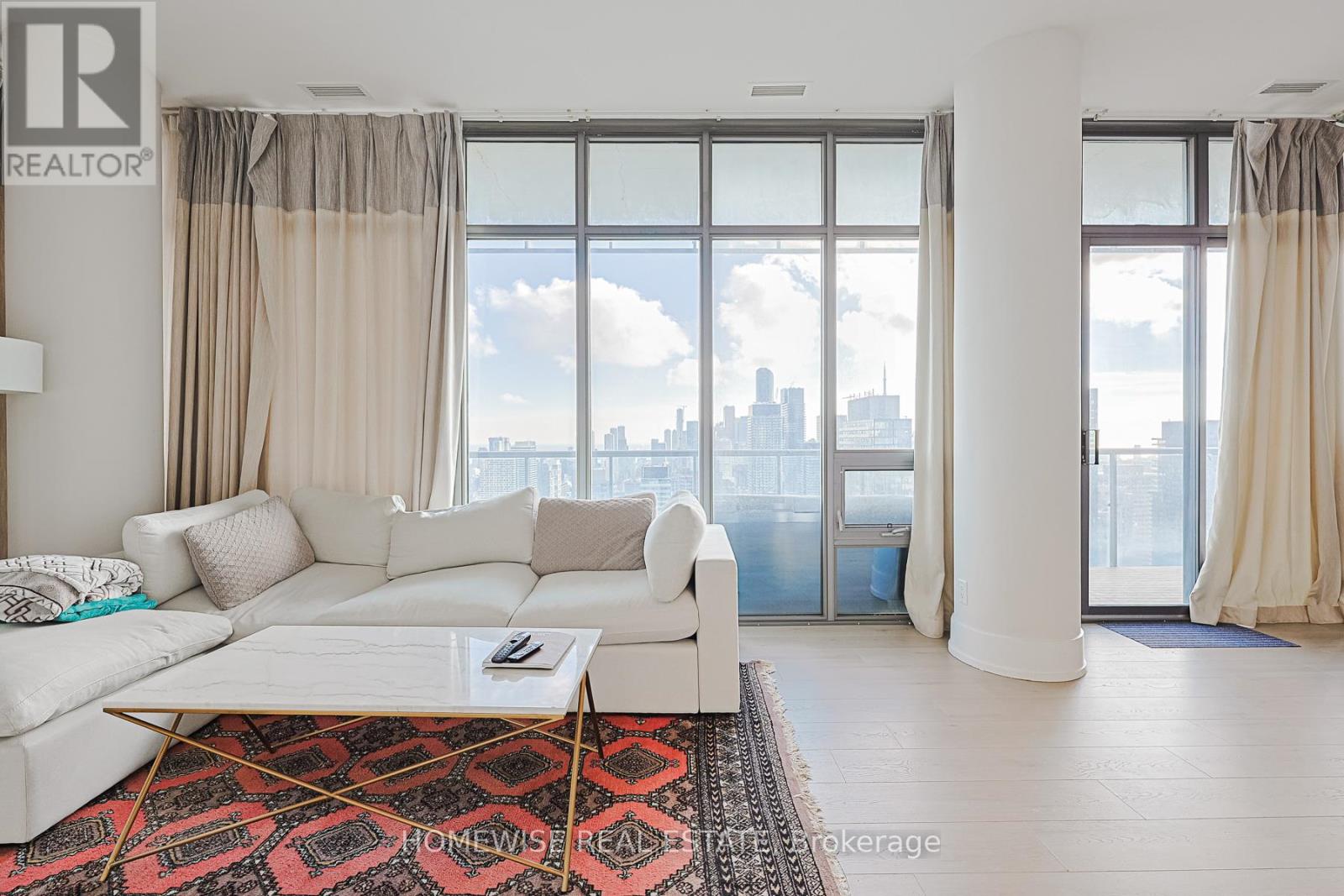 4203 - 33 Charles Street E, Toronto, Ontario  M4Y 0A2 - Photo 16 - C12572106