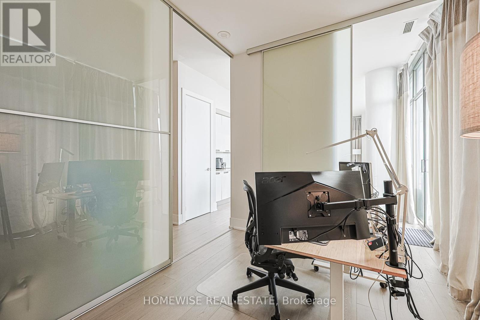 4203 - 33 Charles Street E, Toronto, Ontario  M4Y 0A2 - Photo 25 - C12572106