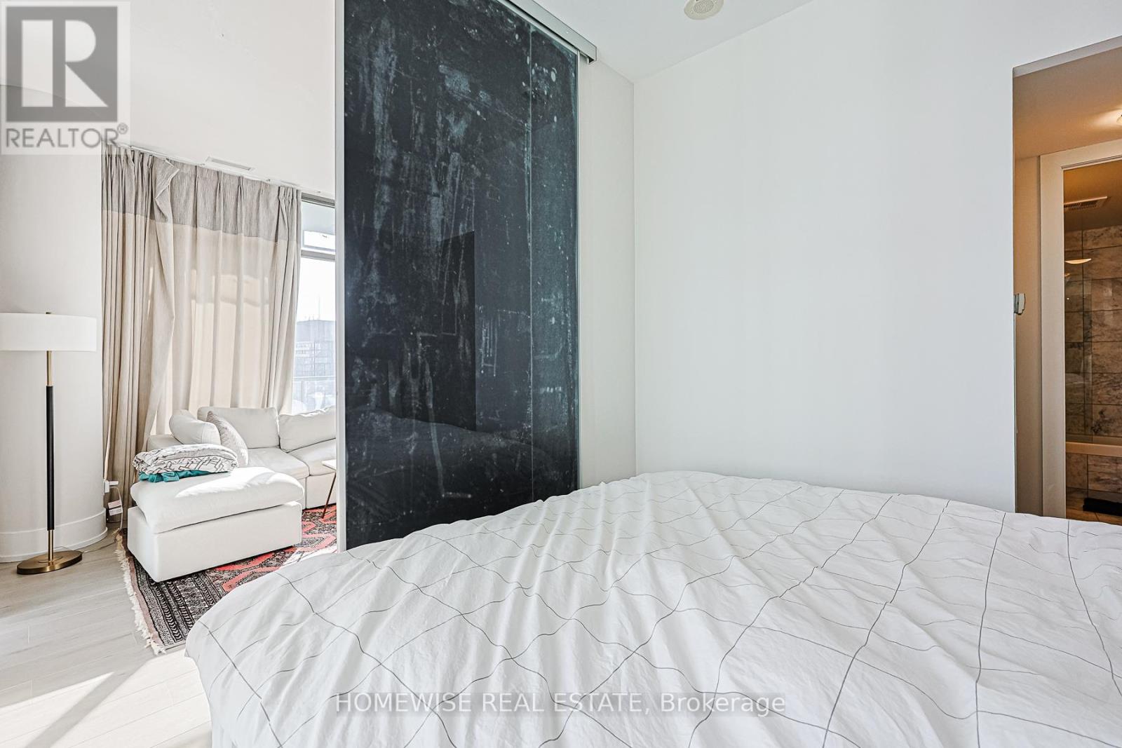 4203 - 33 Charles Street E, Toronto, Ontario  M4Y 0A2 - Photo 32 - C12572106