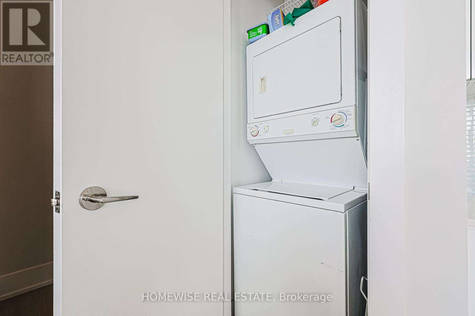 4203 - 33 Charles Street E, Toronto, Ontario  M4Y 0A2 - Photo 35 - C12572106