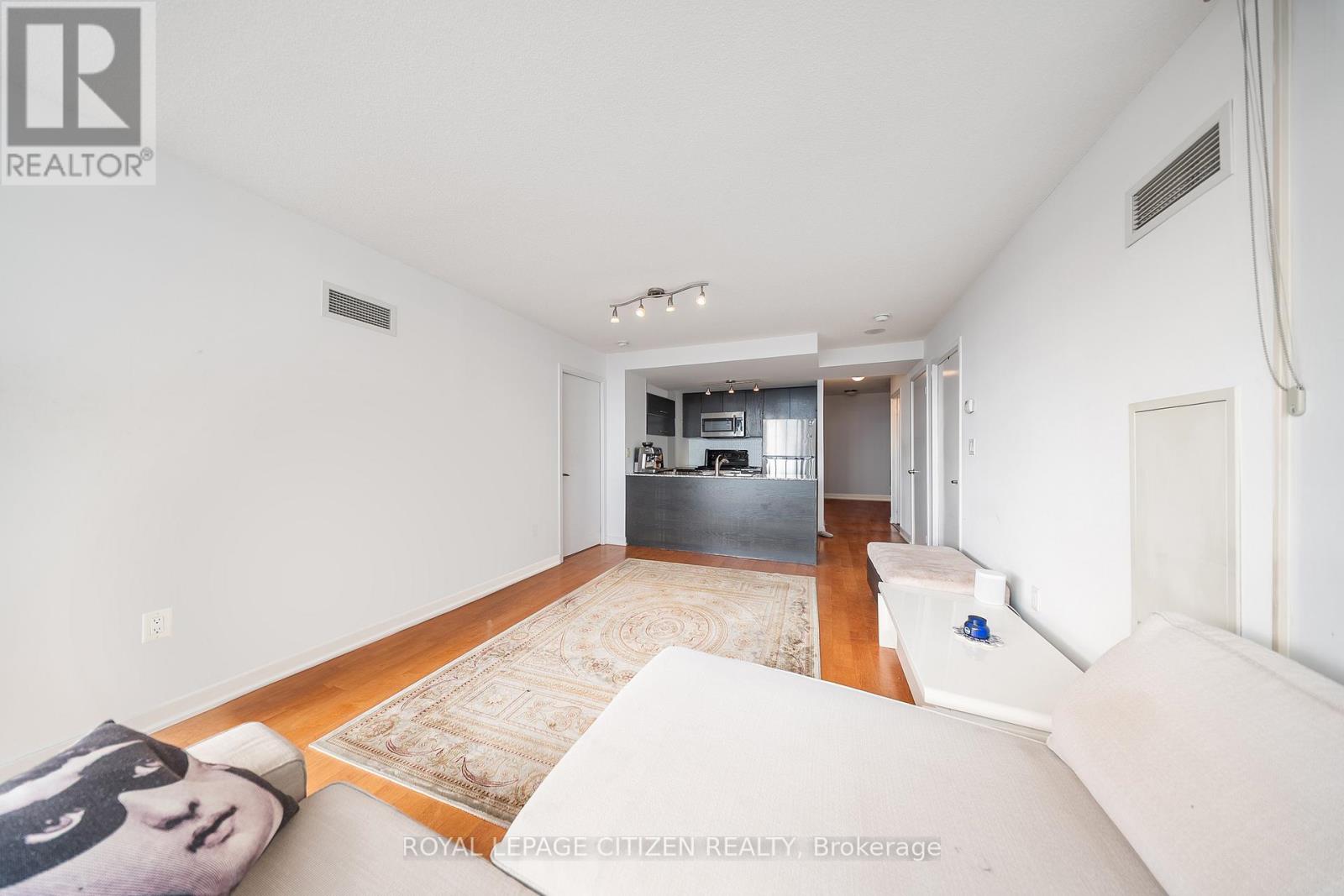 2512 - 15 Fort York Boulevard, Toronto, Ontario  M5V 3Y4 - Photo 15 - C12572130